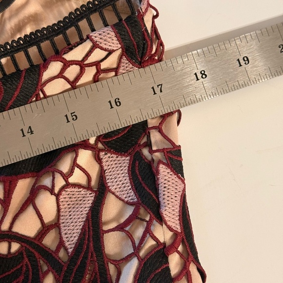 NWT Lulus Pink and Black Crochet Lace Strapless Knee Length Dress Sz Large - Picture 12 of 16